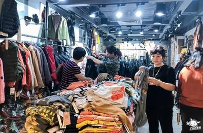 凌晨四點，廣州白馬 淘寶服裝帝國的批發心臟